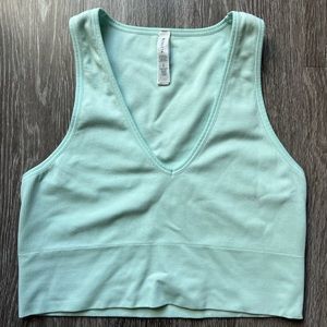 Athleta tank top. Worn once. Size L